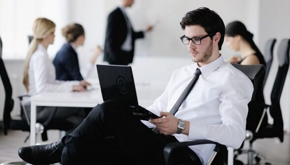 ülőmunka, mint az ágyéki osteochondrosis oka