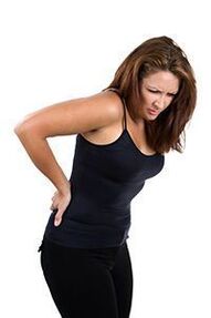 alsó hátfájás egy osteochondrosisban szenvedő nőnél