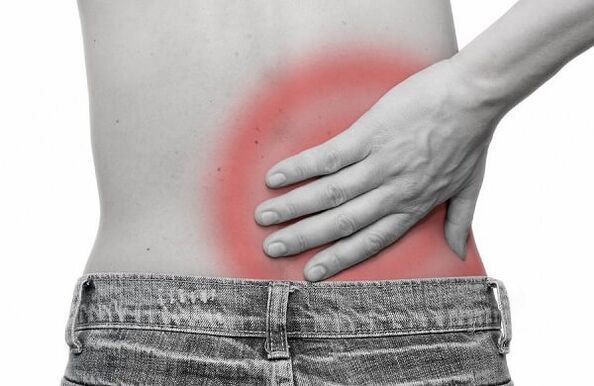 hátfájás a gerinc osteochondrosisa miatt